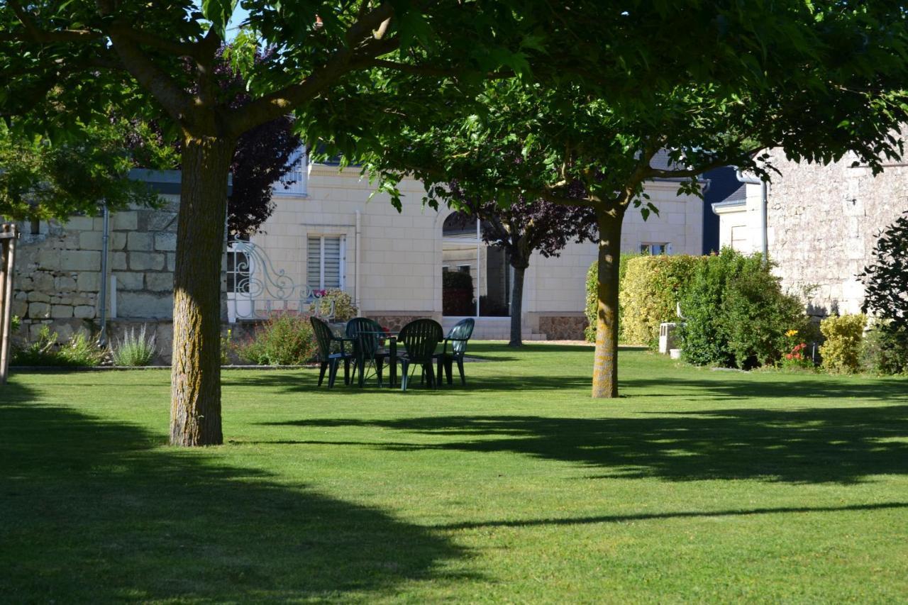 Les Chambres D Hotes Du Lavoir Restigné Zewnętrze zdjęcie